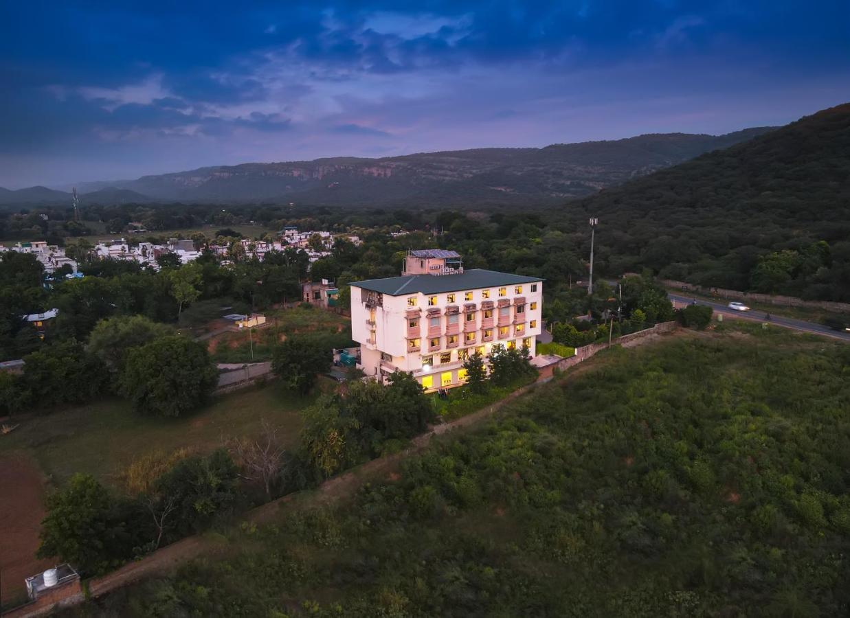 Welcomheritage Mount Valley Resort Ranthambore Савай-Мадхопур Экстерьер фото